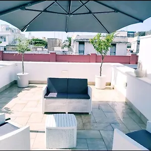 https://dimora-asmara-1115.lecce-hotels.com